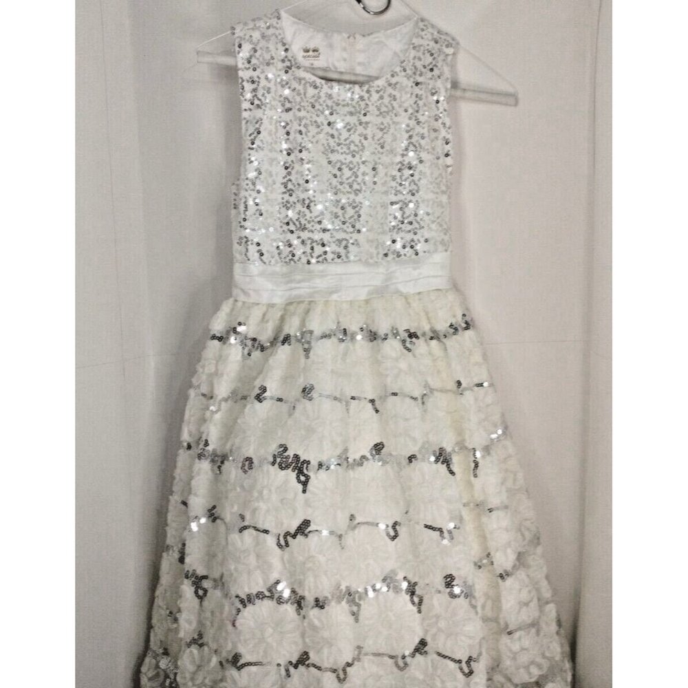 Girls Elegant Holiday White Dress with  roses and sequins New size 8, 10, 12 &16